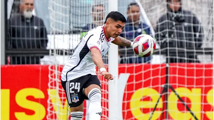 Esteban Pavez se refiere a la posible partida de Jordhy Thompson de Colo Colo.