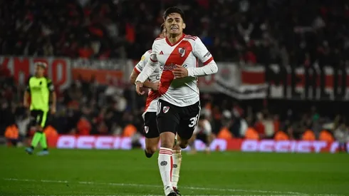 La tremenda noticia que recibió Pablo Solari tras su doblete.