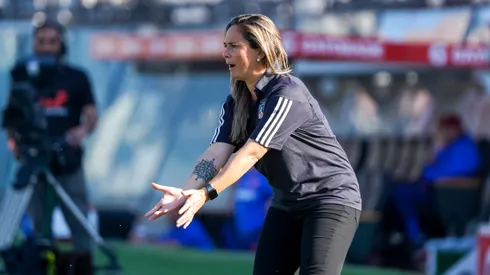 DT de Colo Colo FEM ve el vaso medio lleno tras el empate con la U.