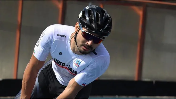 Patinador de Colo Colo grita campeón mundial en los 200 metros.