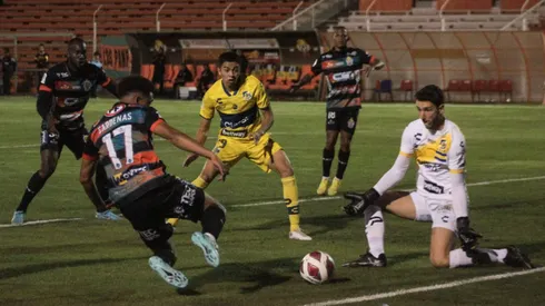 Colo Colo mira atento: ¿Cuándo juega Cobresal vs Everton y quién transmite?