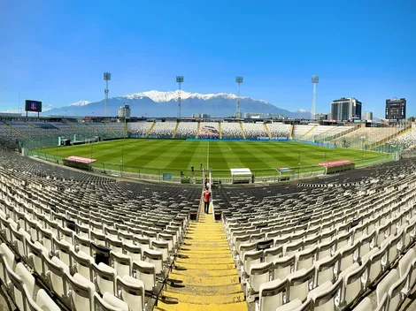 Histórica presencia de público para ver a Colo Colo Femenino