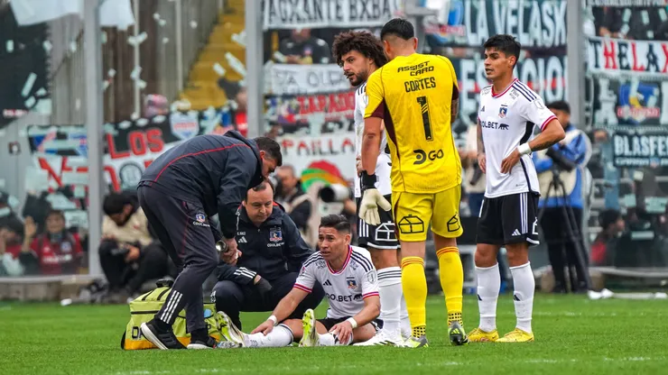 La lesión de Óscar Opazo en Colo Colo. Crédito: Guille Salazar, DaleAlbo.