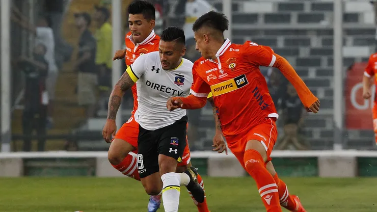 Colo Colo enfrentó hace algunos años a Cobreloa en Copa Chile.