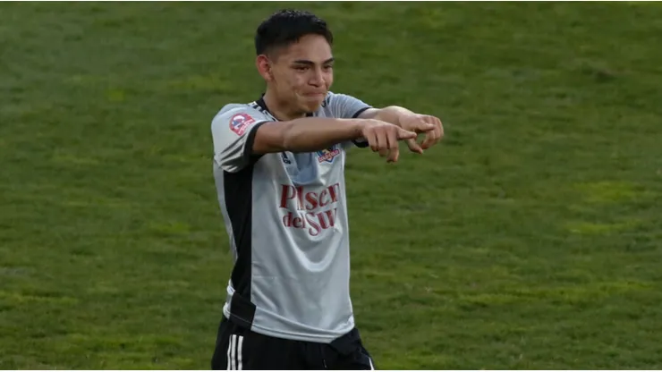 Joan Cruz no se olvida de Colo Colo y lo apoya en Copa Chile.