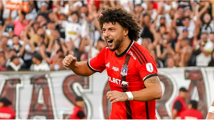 Maximiliano Falcón sonríe en Colo Colo.