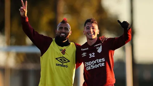 El Paranaense de Vidal y Arriagada visita al Bolívar.