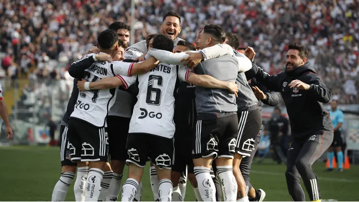 La formación de Colo Colo. Crédito: Photosport