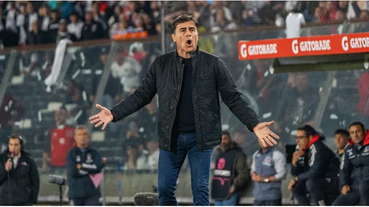 La inesperada defensa que encontró Gustavo Quinteros y su trabajo en Colo Colo.
