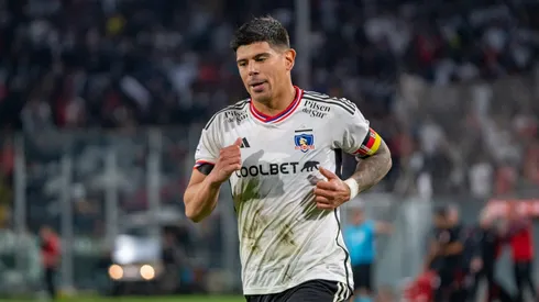 Esteban Pavez cargó contra el árbitro tras su expulsión.