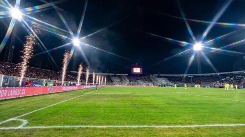 El campo de juego del Estadio Monumental puede verse afectado aún más.