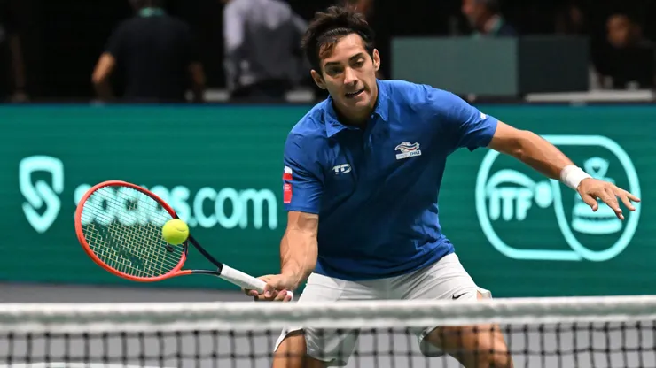 Chile enfrenta a Italia por Copa Davis.