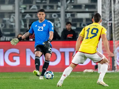 Brayan Cortés critica el estado de la cancha del Monumental