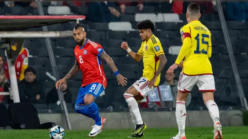 Chile se enreda con amargo empate.