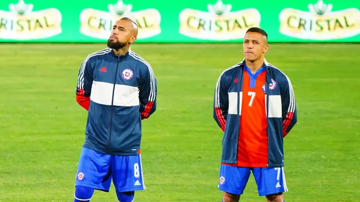 ¿Jugarán ante Colombia? Eduardo Berizzo aclara estado de Arturo Vidal y Alexis Sánchez.
