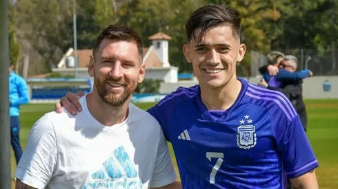 Pablo Solari comparte notable foto junto a Leo Messi