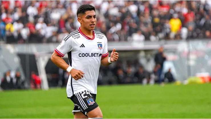 Estay se va de tarro y cuenta conversaciones con DT de Xolos por Thompson.