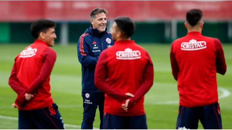 La formación que prepara La Roja para enfrentar a Uruguay.