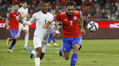 Chile visita a Uruguay en la fecha 1.