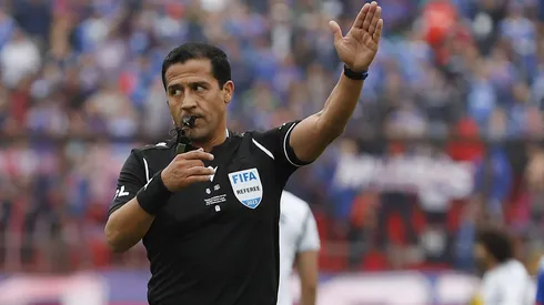 Morón criticó el desempeño de Felipe González.