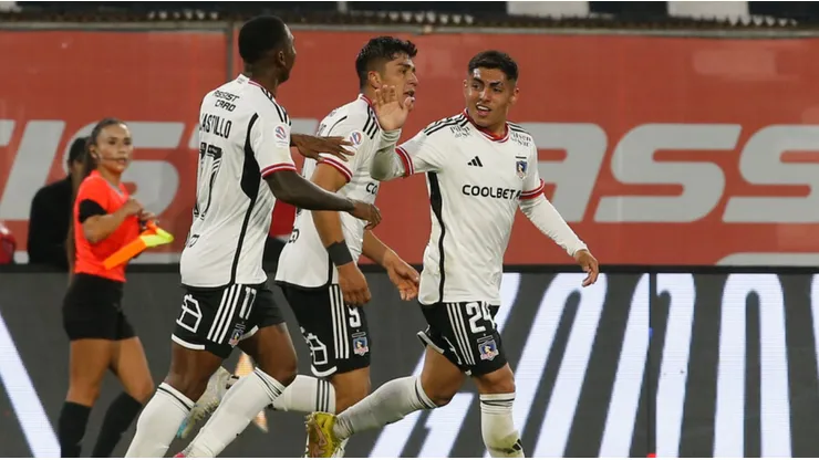 Histórico de Colo Colo dispara contra Jordhy Thompson y Damián Pizarro.