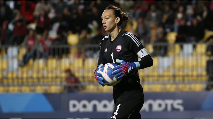Bombazo: Tiane Endler toma drástica decisión con la Roja femenina.