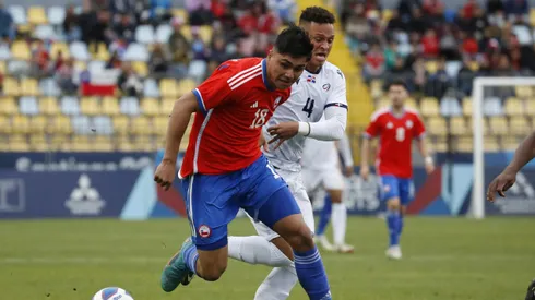 Damián Pizarro busca su primer gol con la Roja en Santiago 2023.