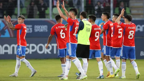 ¡Formación confirmada! El 11 de Chile para enfrentar a República Dominicana