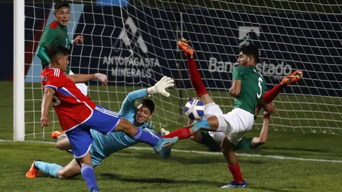 Histórico de Colo Colo pide a gritos a Damián Pizarro por sobre Ben Brereton en Eliminatorias.