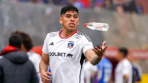 Nuevo dolor de cabeza: Las lesiones no le dan tregua a Carlos Palacios en Colo Colo.