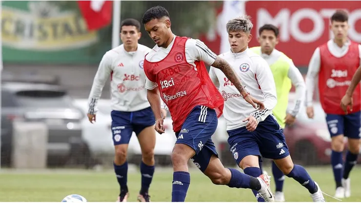 Colo Colo predomina en la formación de la Roja en Santiago 2023.