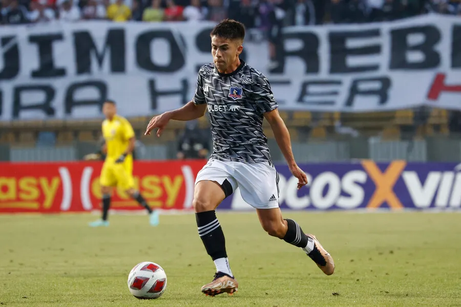 Matías Moya sólo ha jugado 202′ en Colo Colo | Foto: Raúl Zamora / Photosport