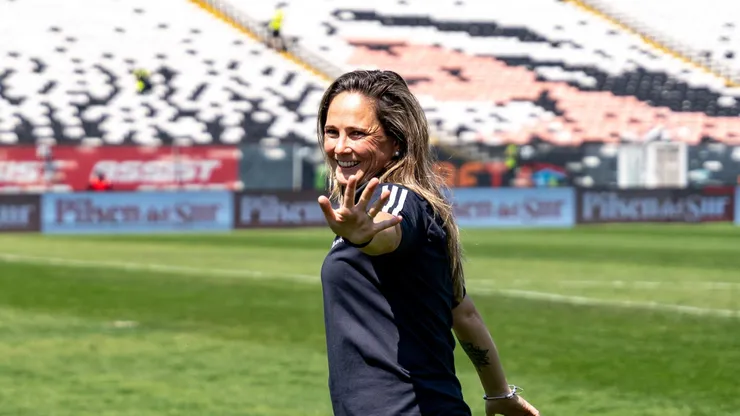 Tatiele Silveira declara su amor por Colo Colo.
