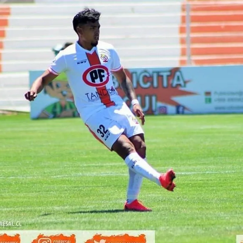 El ex Colo Colo, Iván Contreras