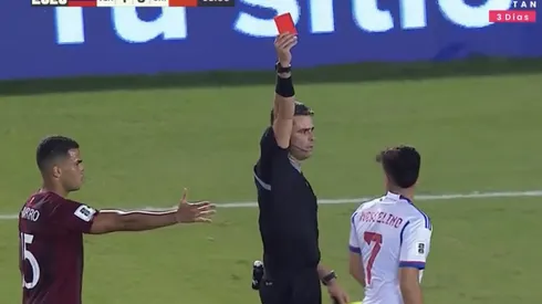 Chile sufrió con la expulsión de Marcelino Núñez.