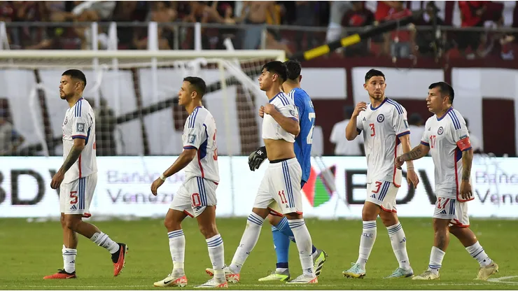 Desolado partido de Chile termina con goleada de Venezuela.