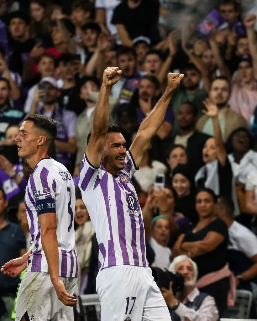 Celebración de Gabriel Suazo en Toulouse. (Foto: Instagram)