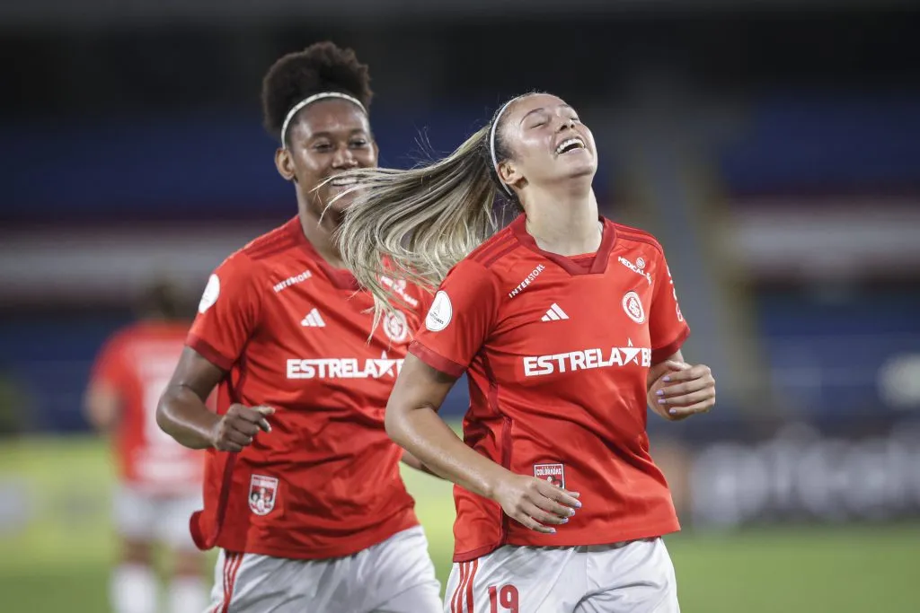 Priscila, autora del hat-trick en el Inter de Porto Alegre. (Foto: Conmebol)