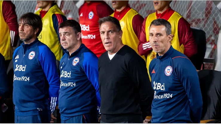 Eduardo Berizzo tendrá que mover la pizarra para el duelo entre Chile y Venezuela.