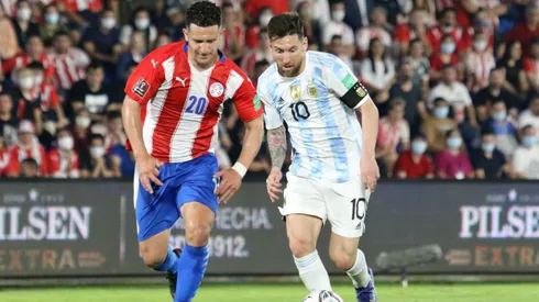 Argentina se mide contra Paraguay.