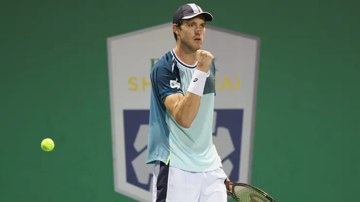 Nicolás Jarry enfrenta a Diego Schwartzman.