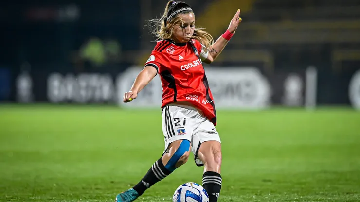 Colo Colo Femenino enfrenta a Libertad Limpeño.