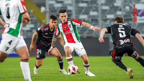 Colo Colo y Palestino se ven las caras en el Campeonato Nacional.
