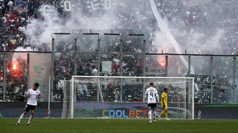 Gustavo Quinteros ruega para que no castiguen a Colo Colo tras informe arbitral del clásico.