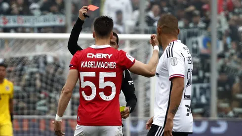 Colo Colo y la UC jugaron 101 minutos de partido.