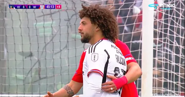 Alfonso Parot ya toma a Maximiliano Falcón.