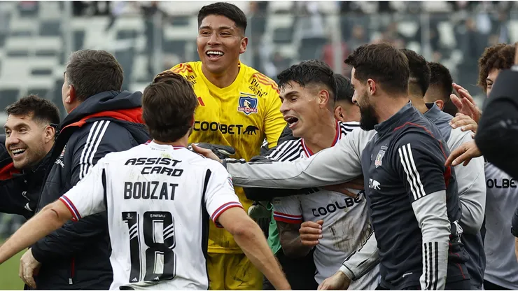 La especial celebración de Cortés con Pizarro y Bolados en triunfo de Colo Colo.