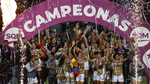 ¡Colo Colo femenino bicampeón del fútbol chileno!.