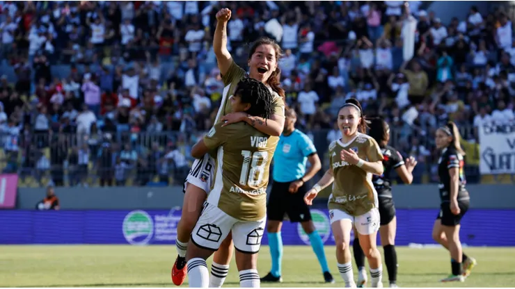 Colo Colo Femenino festeja un nuevo título nacional.