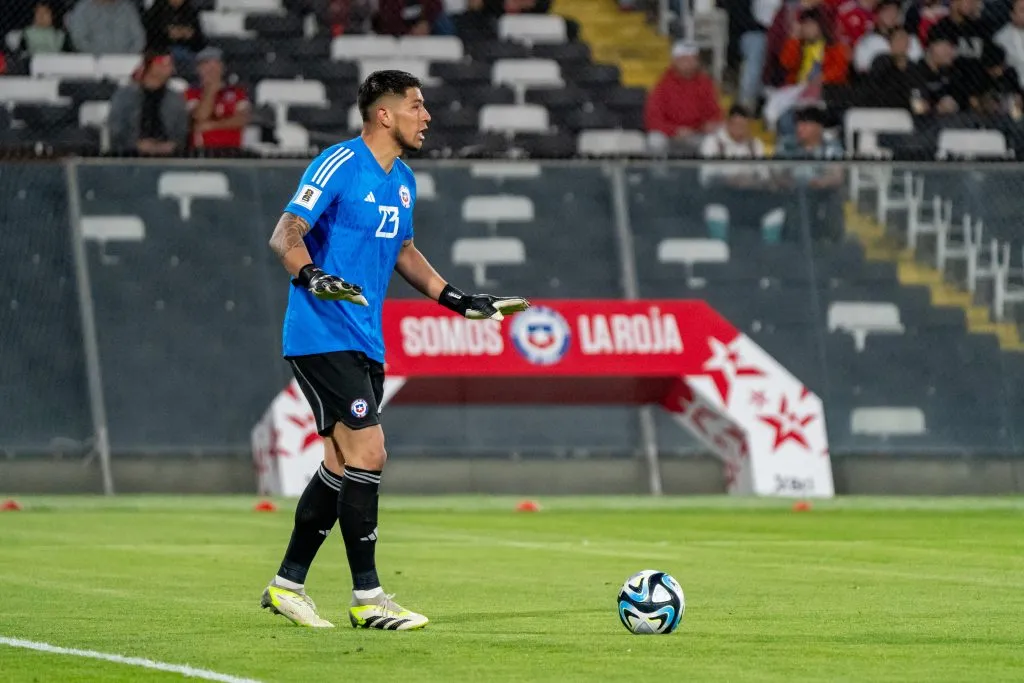 Brayan Cortés en el partido de la Selección Chilena vs Paraguay. (Foto: Guillermo Salazar/DaleAlbo)